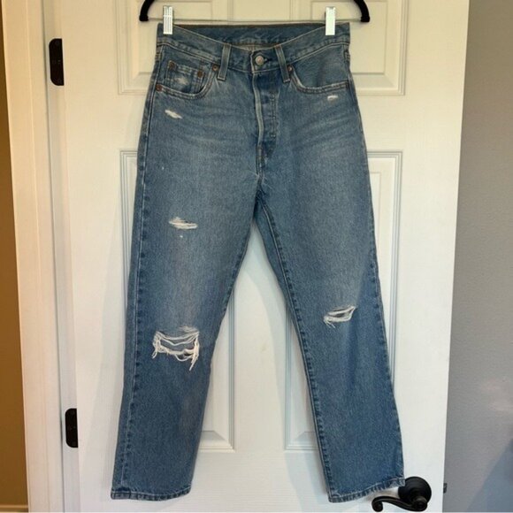 Levi’s 501 High Rise Distressed Straight Leg Cropped Jeans Size 27 - Picture 2 of 6